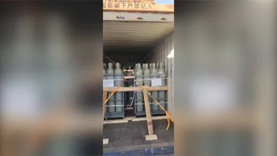 Container Loading of SF6 Gas Cylinder